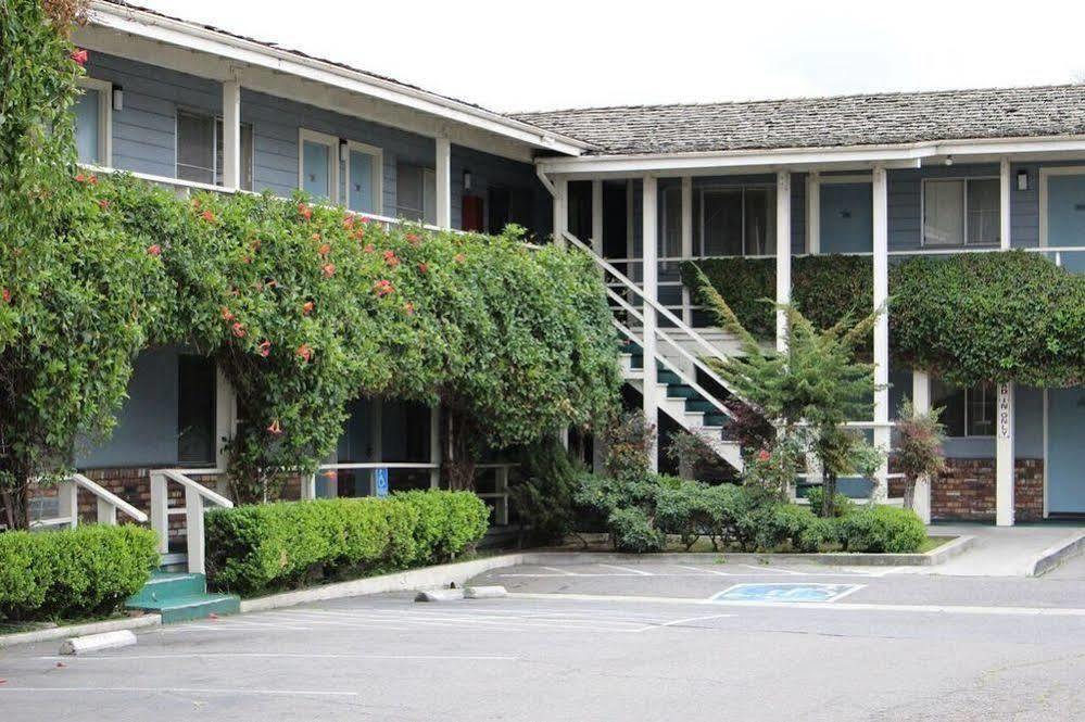 Mariani'S Inn & Restaurant 圣克拉拉 外观 照片